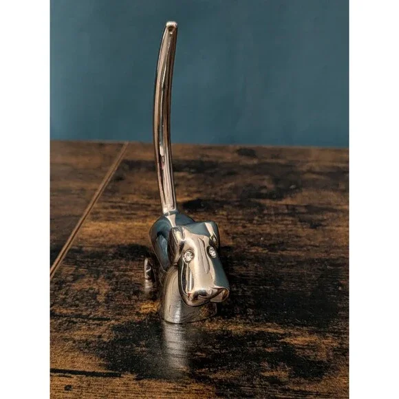 Ring Holder Silver Tone Puppy Dog Rhinestone Eyes Long Tail - Picture 2 of 4